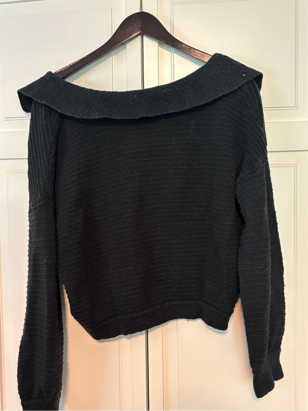 Sweater - Picture 3 of 4